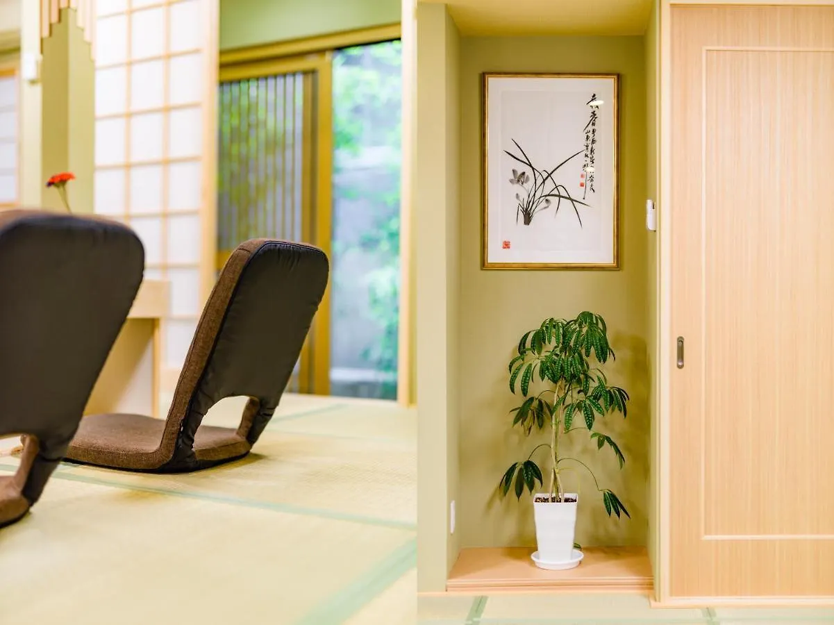 Wafu Ryokan Uehonmachi Osaka