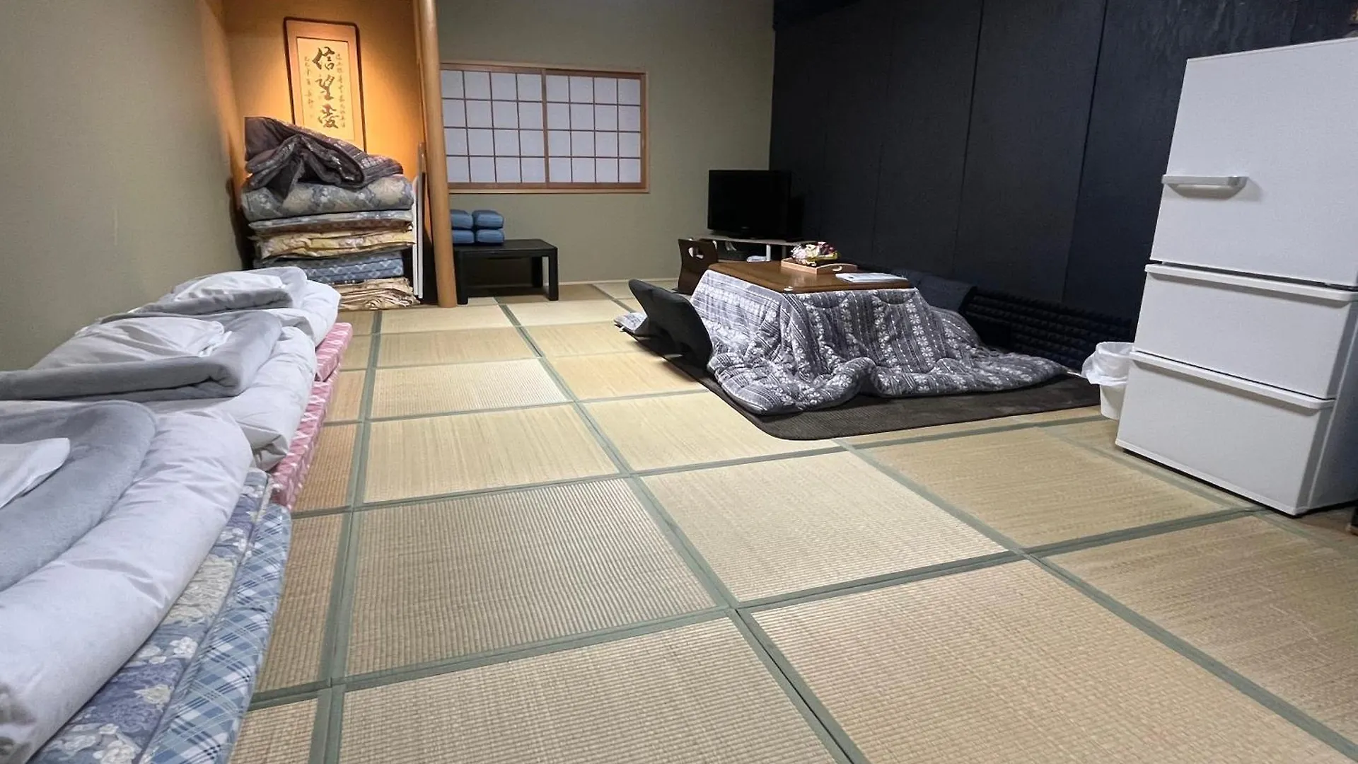 Wafu Ryokan Uehonmachi Osaka 2*,