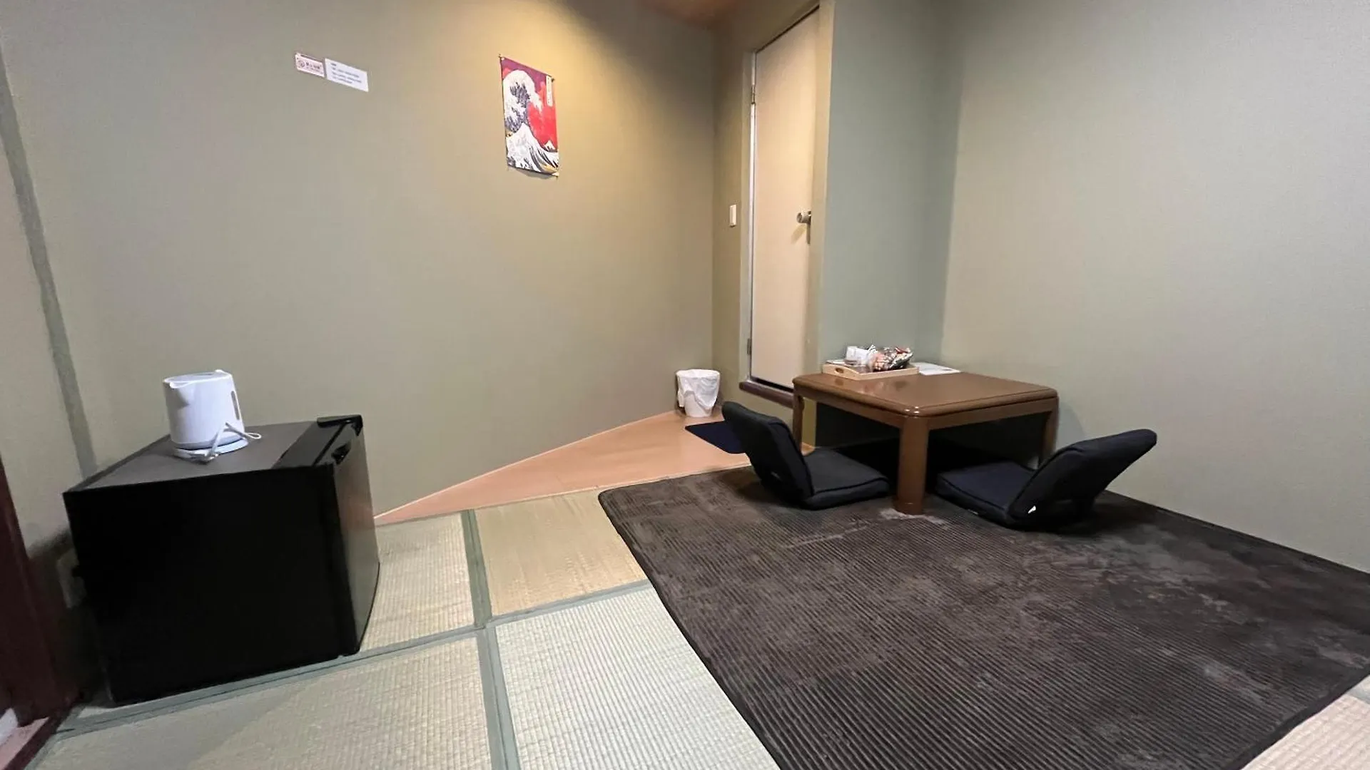 Wafu Ryokan Uehonmachi Osaka